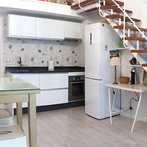 Duplex Center Parking Netflix Amazon Video Seville